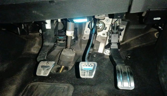 2019 Ford Ecosport TITANIUM 1.5L SPORTS(SUNROOF) DIESEL, Diesel, Manual, 1,17,116 km, interior