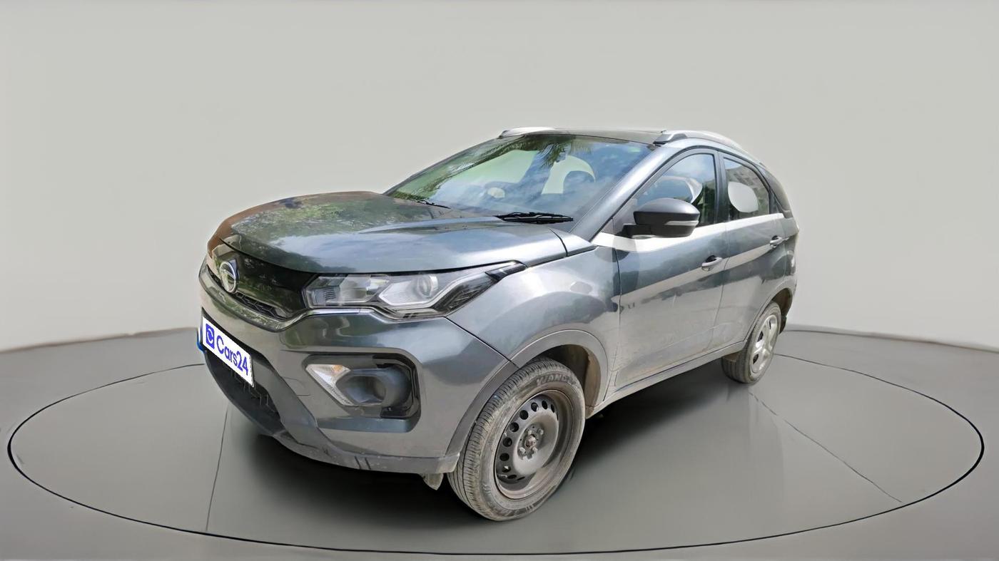 2023 Tata NEXON XM PLUS SUNROOF PETROL, Petrol, Manual, 40,557 km, exterior