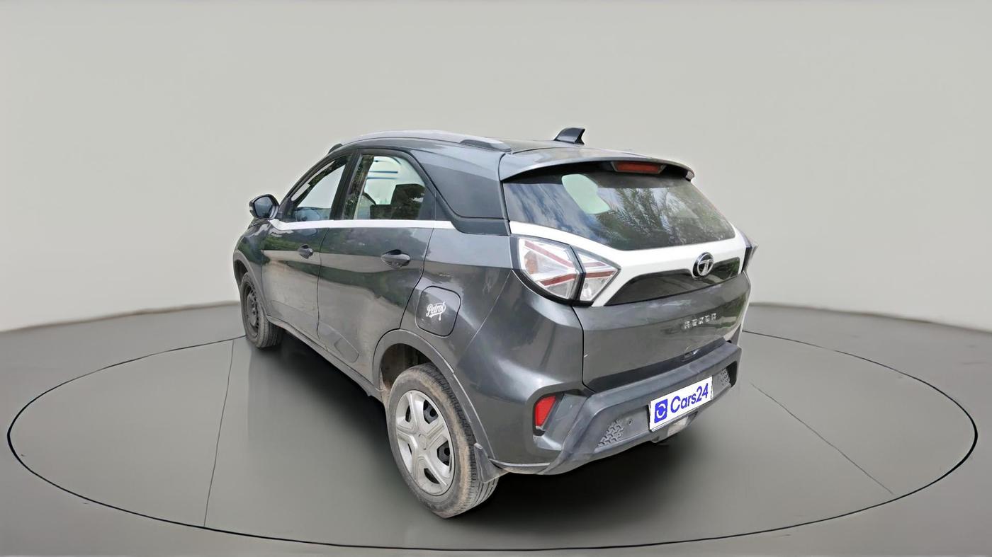 2023 Tata NEXON XM PLUS SUNROOF PETROL, Petrol, Manual, 40,557 km, exterior