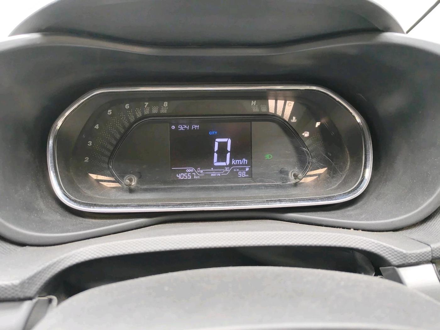 2023 Tata NEXON XM PLUS SUNROOF PETROL, Petrol, Manual, 40,557 km, interior