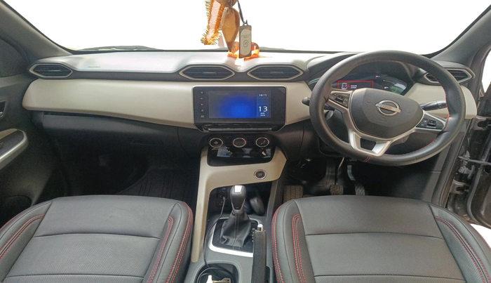 2023 Nissan MAGNITE XV TURBO CVT, Petrol, Automatic, 27,443 km, interior