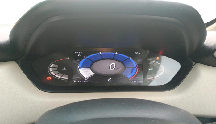 2023 Nissan MAGNITE XV TURBO CVT, Petrol, Automatic, 27,443 km, interior