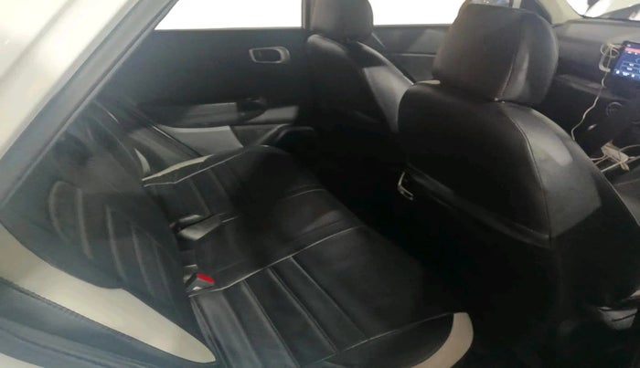 2020 Hyundai VENUE S 1.2, Petrol, Manual, 65,084 km, interior