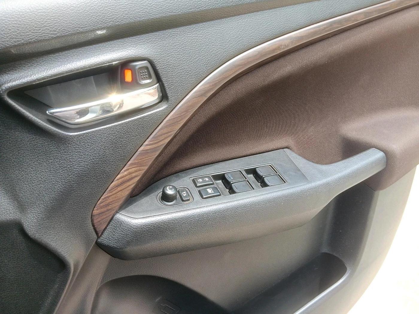 2024 Maruti BREZZA ZXI, Petrol, Manual, 30,416 km, interior
