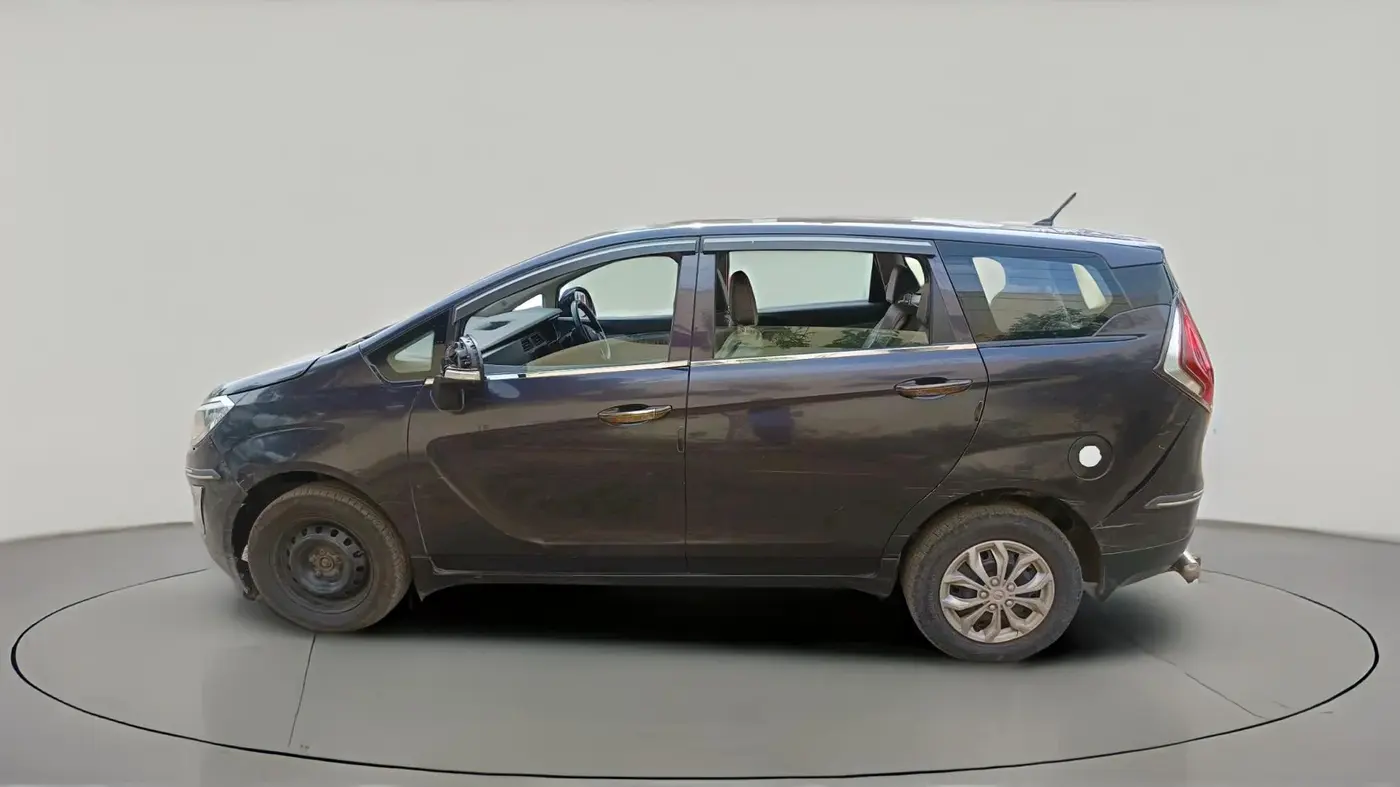 2019 Mahindra MARAZZO M4 7 STR, Diesel, Manual, 1,29,882 km, exterior
