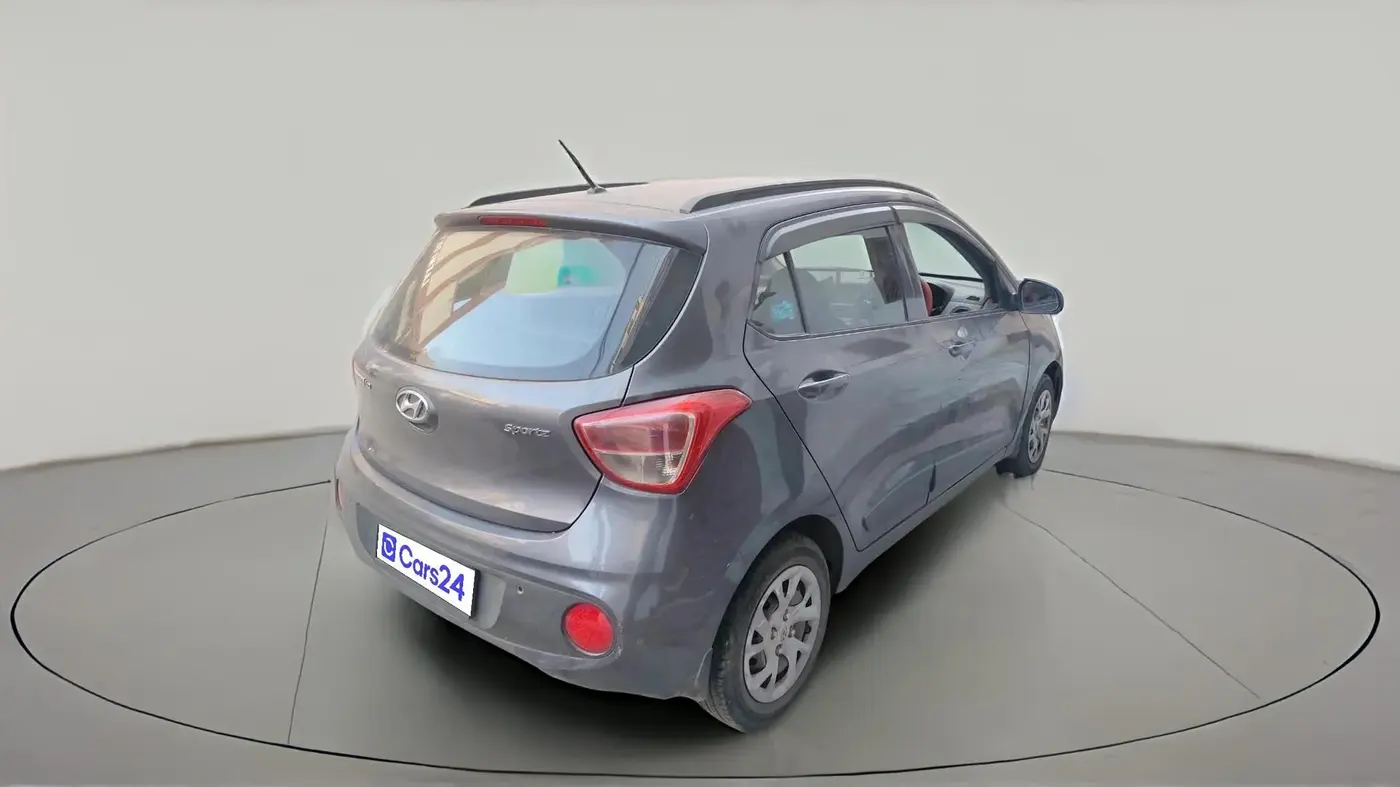 2018 Hyundai Grand i10 SPORTZ U2 1.2 CRDI, Diesel, Manual, 1,29,578 km, exterior