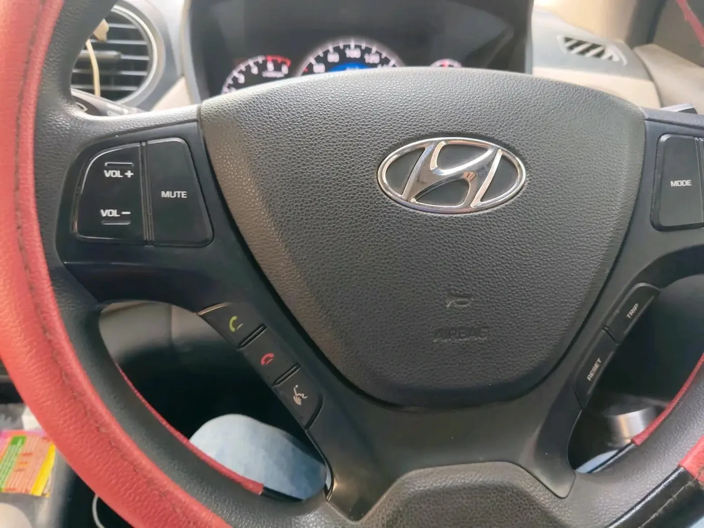 2018 Hyundai Grand i10 SPORTZ U2 1.2 CRDI, Diesel, Manual, 1,29,578 km, interior