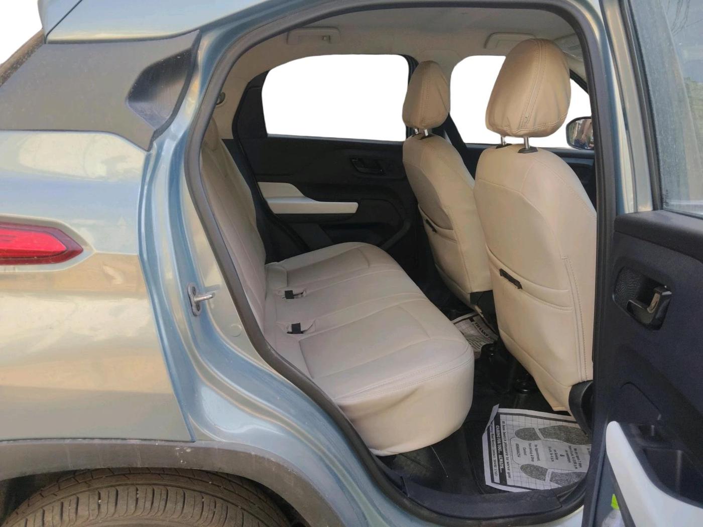 2022 Tata PUNCH ACCOMPLISHED MT, Petrol, Manual, 5,258 km, interior