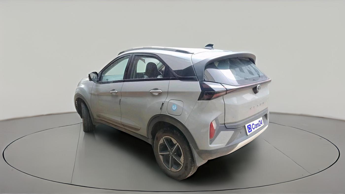 2025 Tata NEXON CREATIVE AMT 1.5 DIESEL, Diesel, Automatic, 16,163 km, exterior
