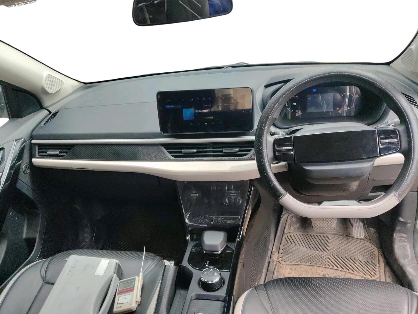 2025 Tata NEXON CREATIVE AMT 1.5 DIESEL, Diesel, Automatic, 16,163 km, interior