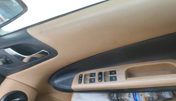 2005 Skoda Octavia ELEGANCE 1.9 TDI, Diesel, Manual, 1,19,553 km, interior