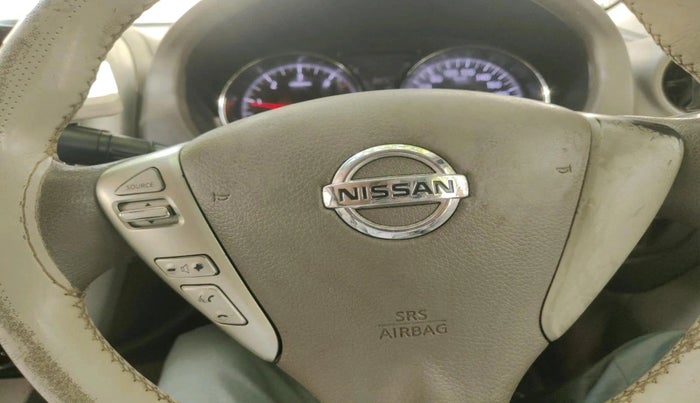 2015 Nissan Sunny XV DIESEL, Diesel, Manual, 3,98,000 km, interior