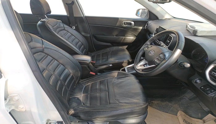 2020 Hyundai VENUE SX PLUS 1.0 TURBO DCT, Petrol, Automatic, 48,995 km, interior