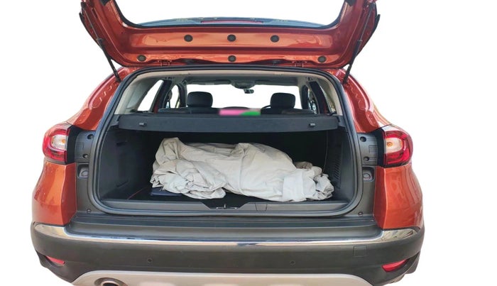 2019 Renault Captur PLATINE PETROL DUAL TONE, Petrol, Manual, 24,660 km, exterior