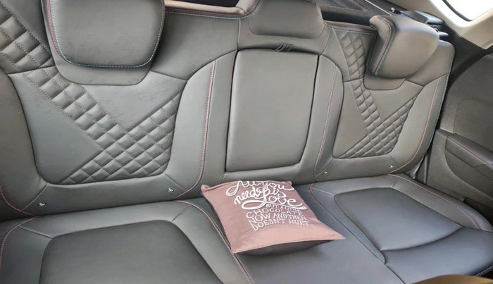 2019 Renault Captur PLATINE PETROL DUAL TONE, Petrol, Manual, 24,660 km, interior