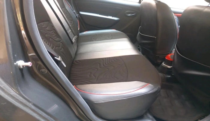 2017 Renault Duster RXS CVT, Petrol, Automatic, 9,44,366 km, interior