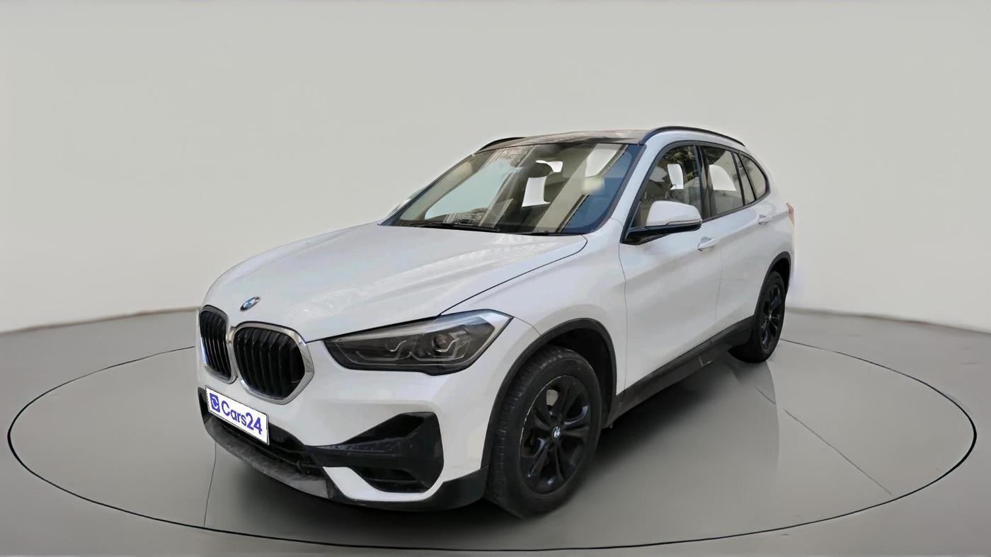 2020 BMW X1 sDrive20i xLine, Petrol, Automatic, 22,470 km, exterior