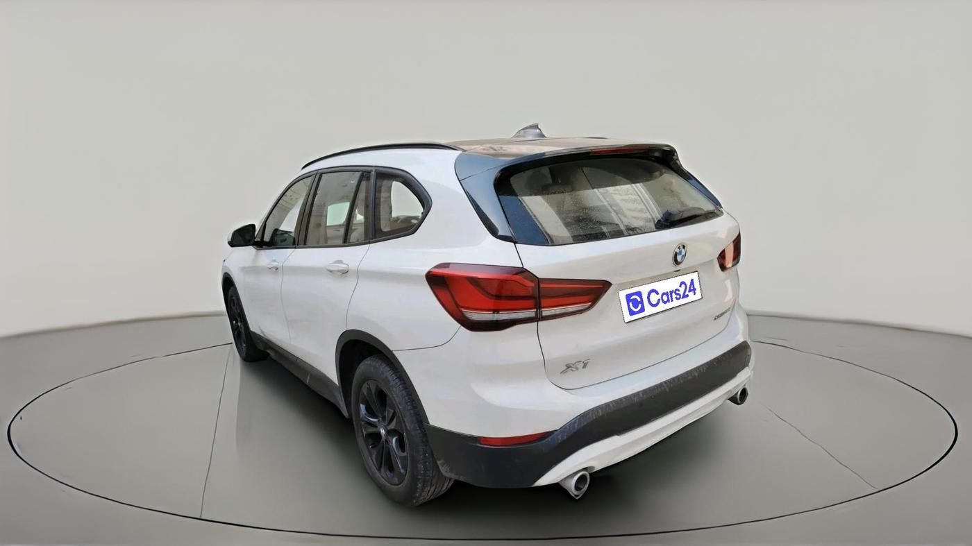 2020 BMW X1 sDrive20i xLine, Petrol, Automatic, 22,470 km, exterior