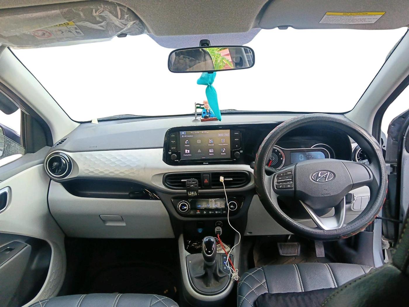2022 Hyundai GRAND I10 NIOS SPORTZ AMT 1.2 KAPPA VTVT, Petrol, Automatic, 34,987 km, interior