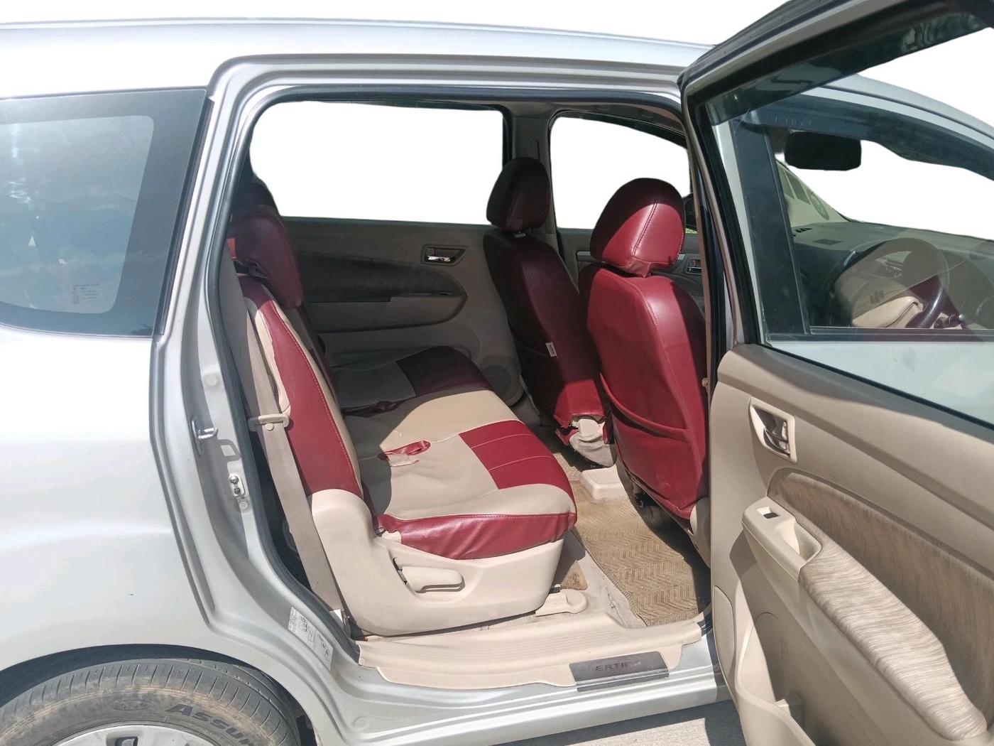 2013 Maruti Ertiga VDI, Diesel, Manual, 1,71,040 km, interior