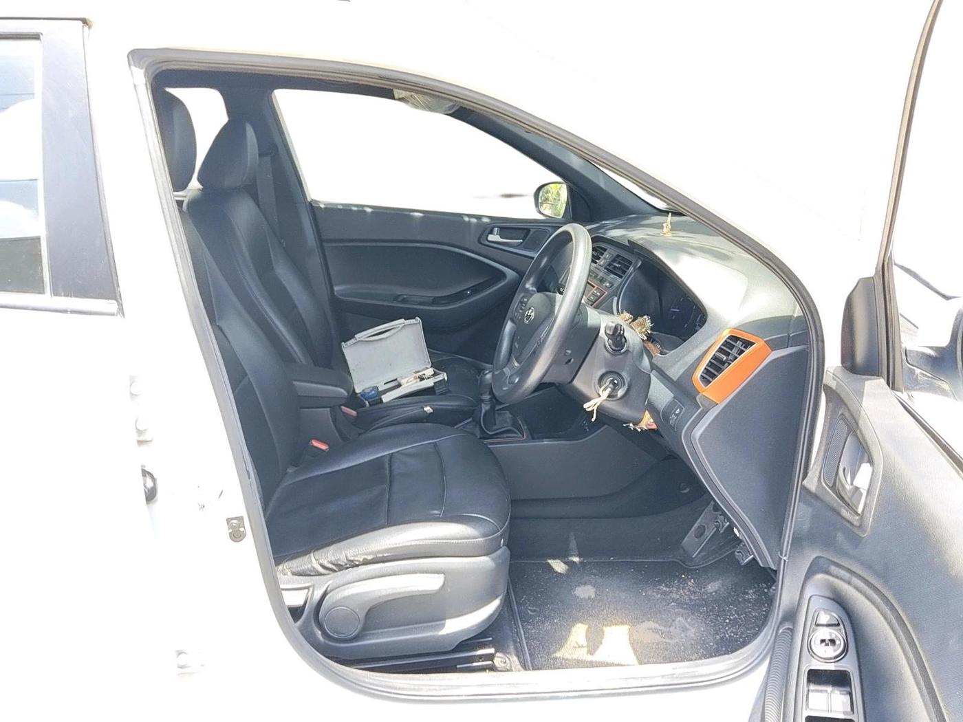 2016 Hyundai i20 Active 1.2 S, Petrol, Manual, 87,587 km, interior