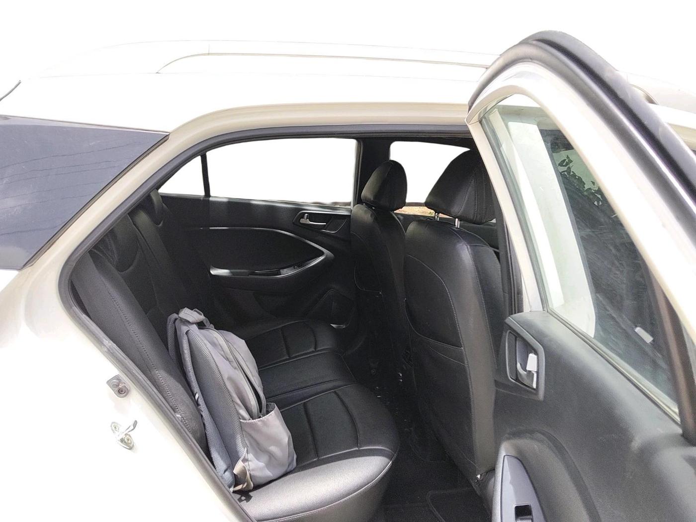 2016 Hyundai i20 Active 1.2 S, Petrol, Manual, 87,587 km, interior