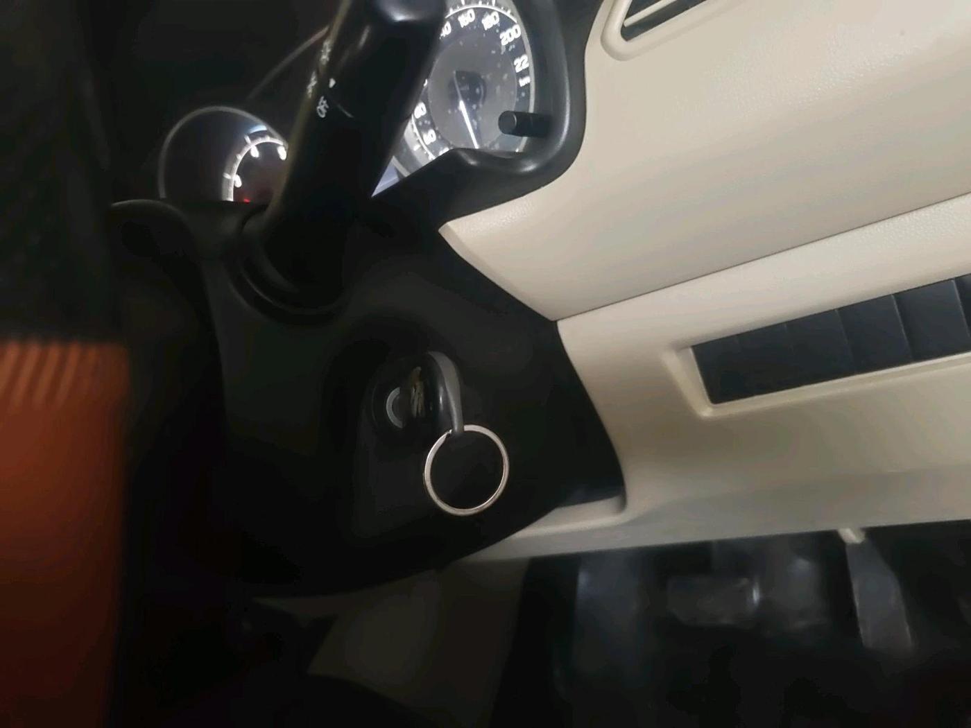 2017 Maruti Dzire VDI AMT, Diesel, Automatic, 1,04,097 km, interior