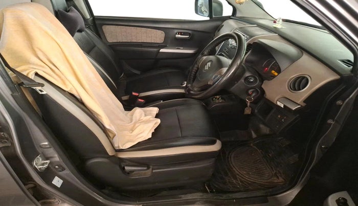 2014 Maruti Wagon R 1.0 VXI, Petrol, Manual, 1,14,008 km, interior