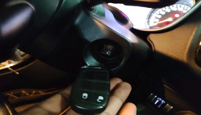 2018 Jeep Compass LIMITED (O) 2.0 DIESEL, Diesel, Manual, 1,61,664 km, interior