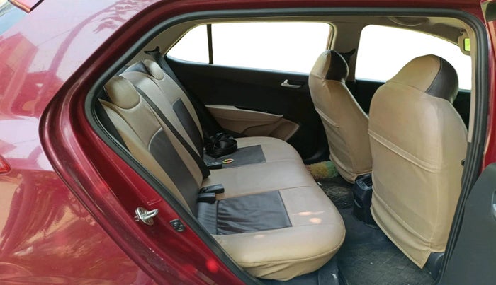 2016 Hyundai Grand i10 SPORTZ 1.2 KAPPA VTVT, Petrol, Manual, 27,321 km, interior