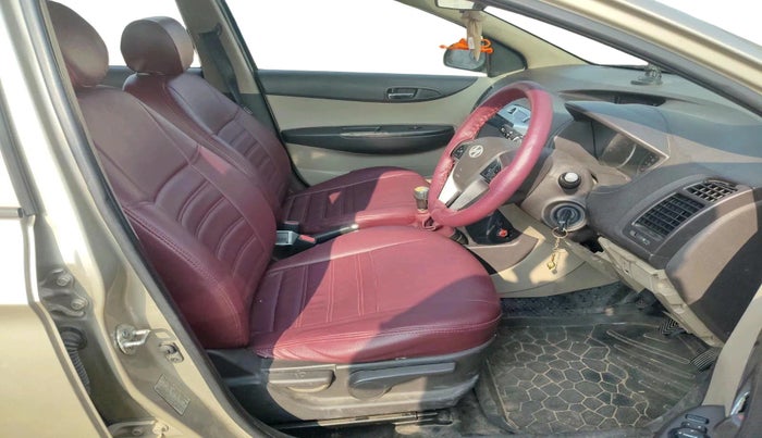 2009 Hyundai i20 ASTA 1.2, Petrol, Manual, 1,07,711 km, interior