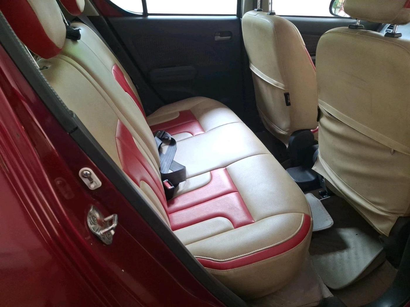 2013 Maruti Ritz ZDI, Diesel, Manual, 1,19,953 km, interior