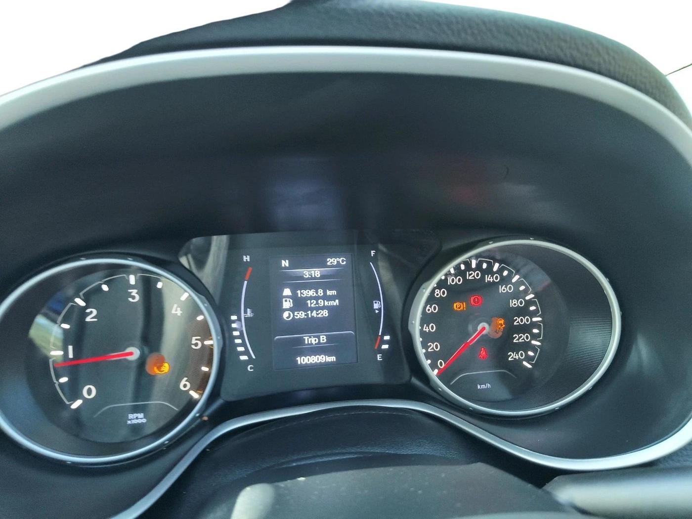 2017 Jeep Compass LIMITED 2.0 DIESEL, Diesel, Manual, 1,00,809 km, interior