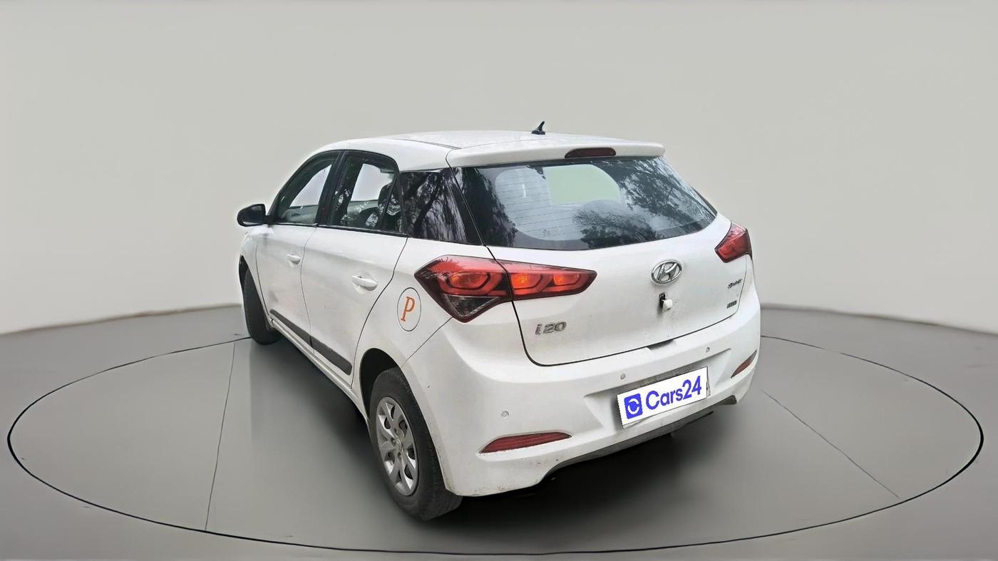 2016 Hyundai Elite i20 SPORTZ 1.2, Petrol, Manual, 1,04,732 km, exterior