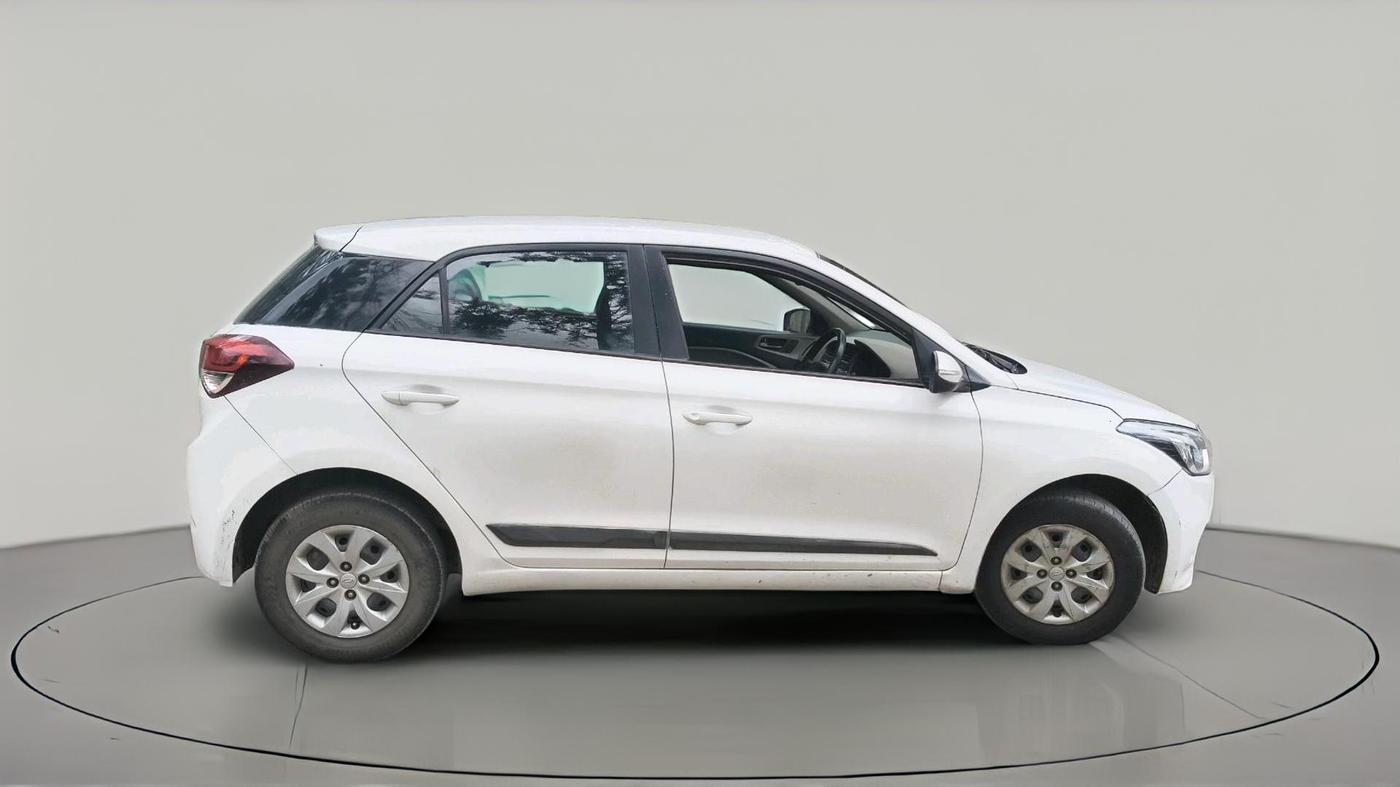 2016 Hyundai Elite i20 SPORTZ 1.2, Petrol, Manual, 1,04,732 km, exterior