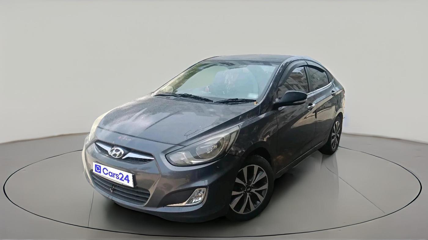 2014 Hyundai Verna FLUIDIC 1.6 CRDI SX, Diesel, Manual, 1,12,218 km, exterior