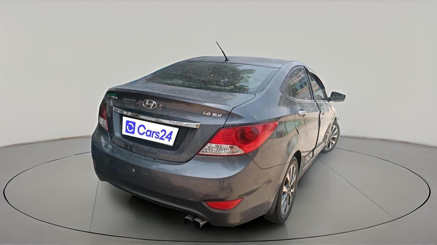 2014 Hyundai Verna FLUIDIC 1.6 CRDI SX, Diesel, Manual, 1,12,218 km, exterior