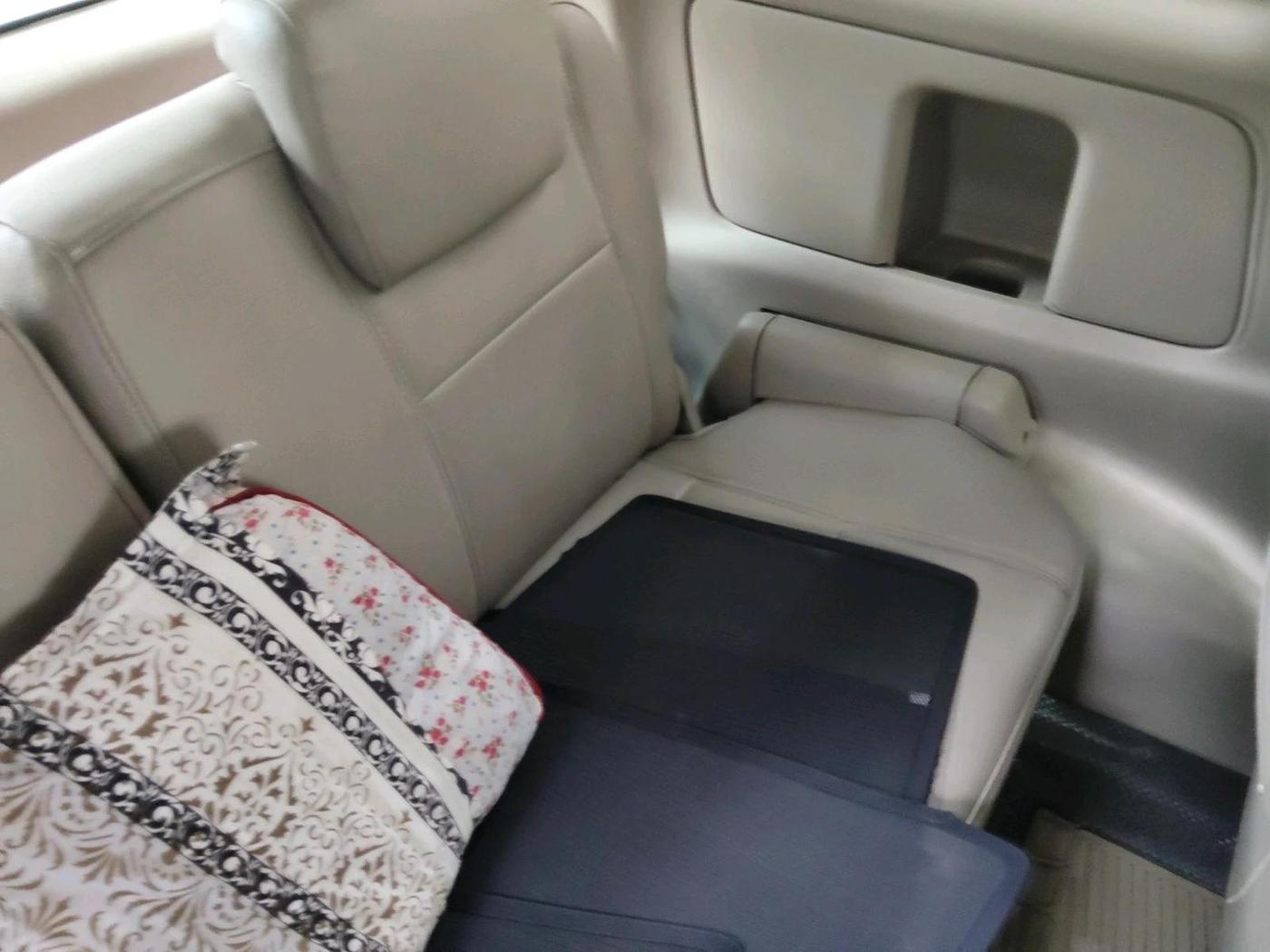 2012 Toyota Innova 2.5 VX 7 STR, Diesel, Manual, 90,076 km, interior