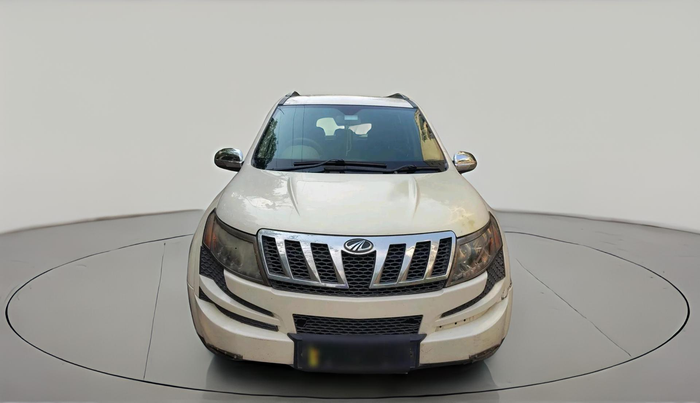 2014 Mahindra XUV500 W8, Diesel, Manual, 99,659 km, exterior