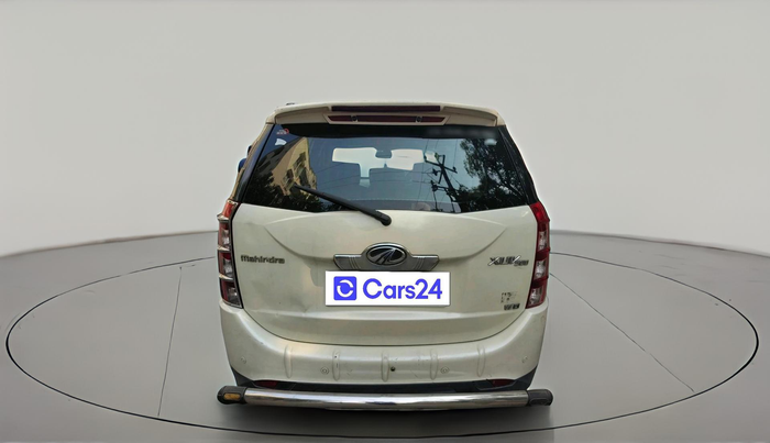 2014 Mahindra XUV500 W8, Diesel, Manual, 99,659 km, exterior