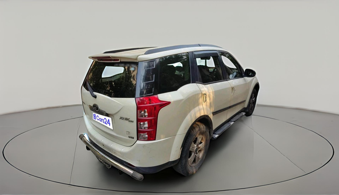 2014 Mahindra XUV500 W8, Diesel, Manual, 99,659 km, exterior
