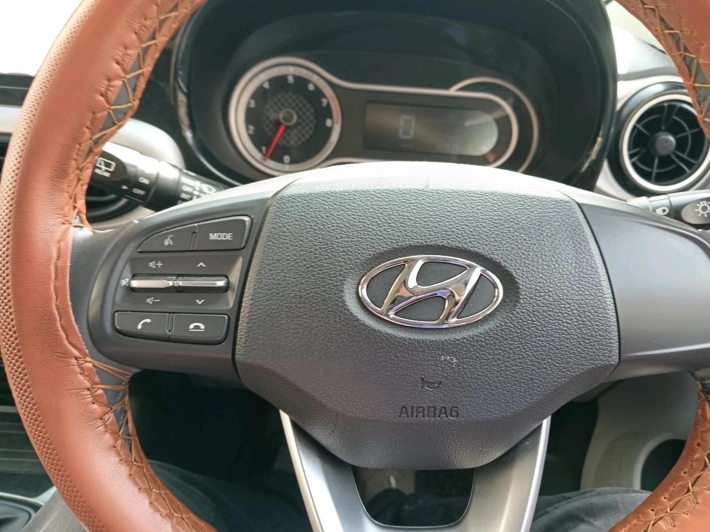 2022 Hyundai GRAND I10 NIOS ASTA 1.2 KAPPA VTVT, Petrol, Manual, 31,979 km, interior