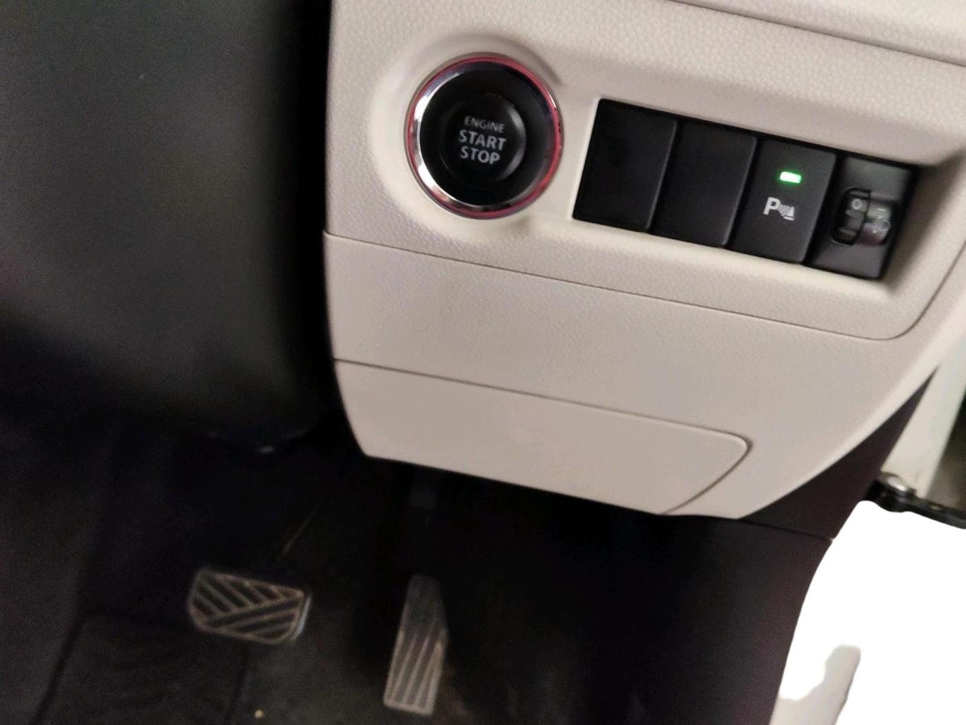 2018 Maruti IGNIS ALPHA 1.2 AMT, Petrol, Automatic, 61,759 km, interior