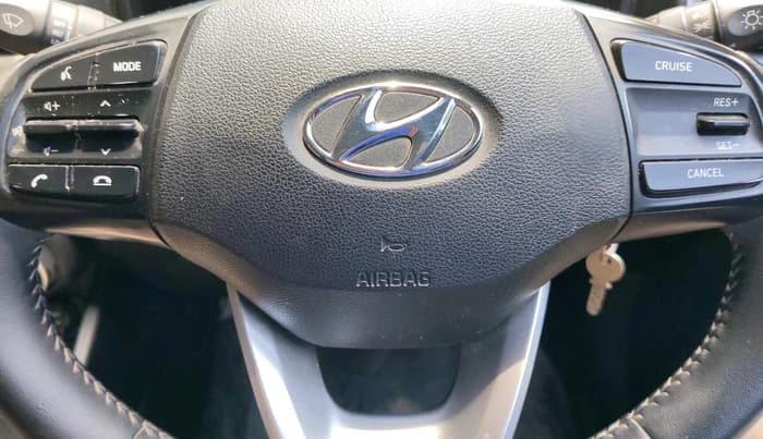 2019 Hyundai VENUE SX 1.4 CRDI, Diesel, Manual, 79,944 km, interior