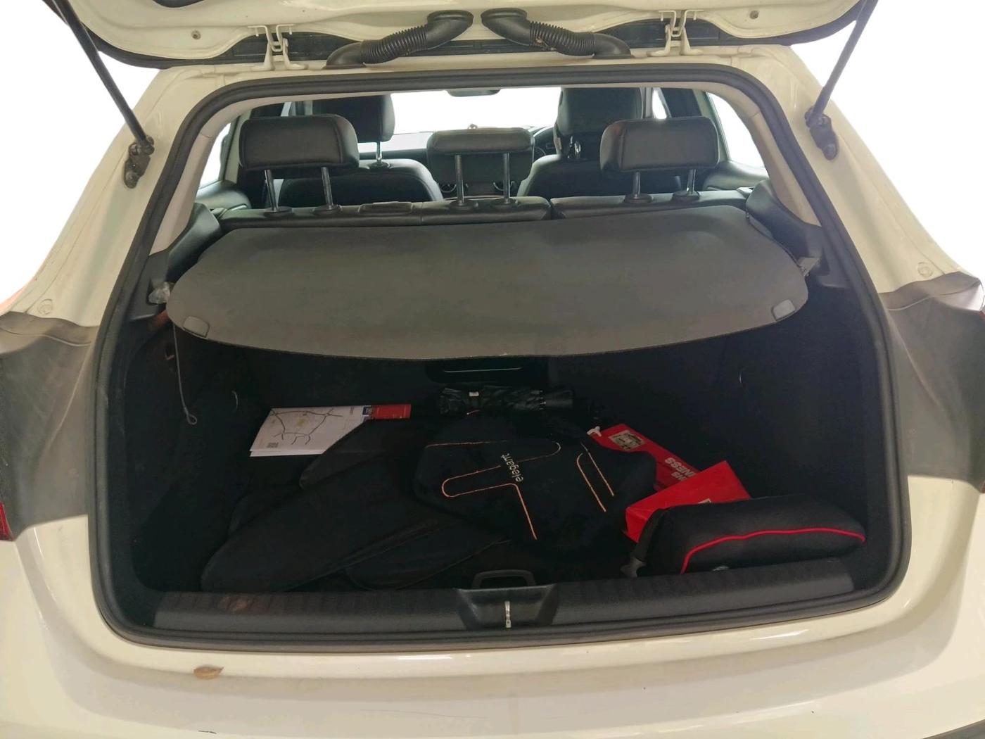 2015 Mercedes Benz GLA Class 200 CDI STYLE, Diesel, Automatic, 90,445 km, exterior