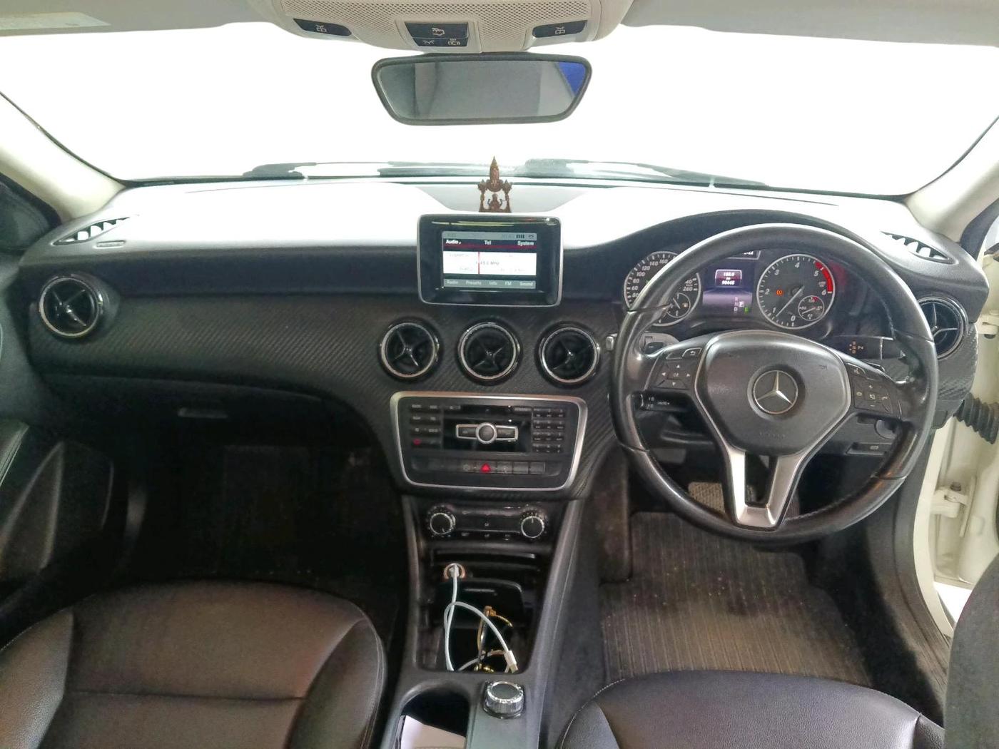 2015 Mercedes Benz GLA Class 200 CDI STYLE, Diesel, Automatic, 90,445 km, interior