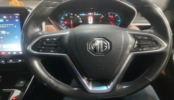 2022 MG HECTOR PLUS SHARP 1.5 PETROL TURBO CVT 6-STR, Petrol, Automatic, 55,000 km, interior
