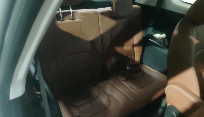 2022 MG HECTOR PLUS SHARP 1.5 PETROL TURBO CVT 6-STR, Petrol, Automatic, 55,000 km, interior