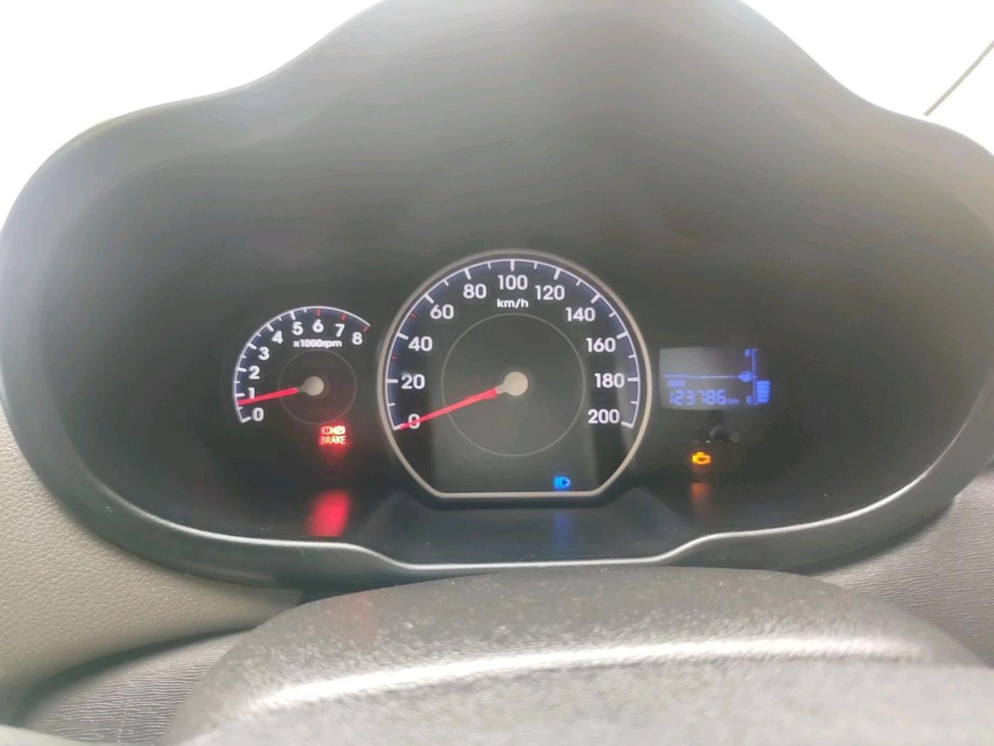 2014 Hyundai i10 SPORTZ 1.1, Petrol, Manual, 1,23,786 km, interior