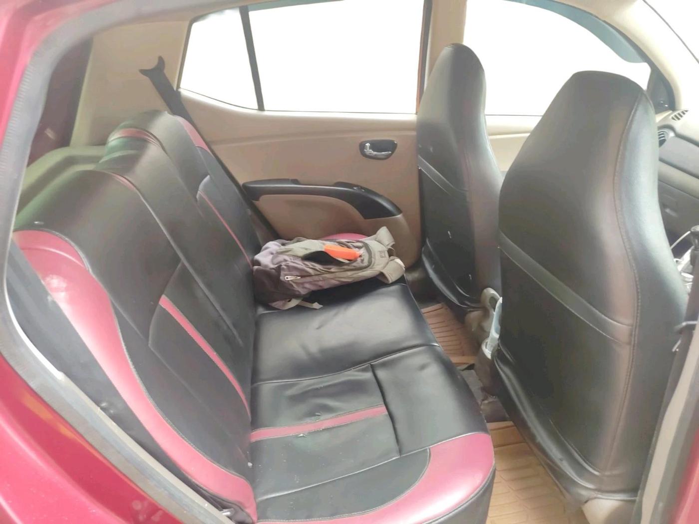 2014 Hyundai i10 SPORTZ 1.1, Petrol, Manual, 1,23,786 km, interior